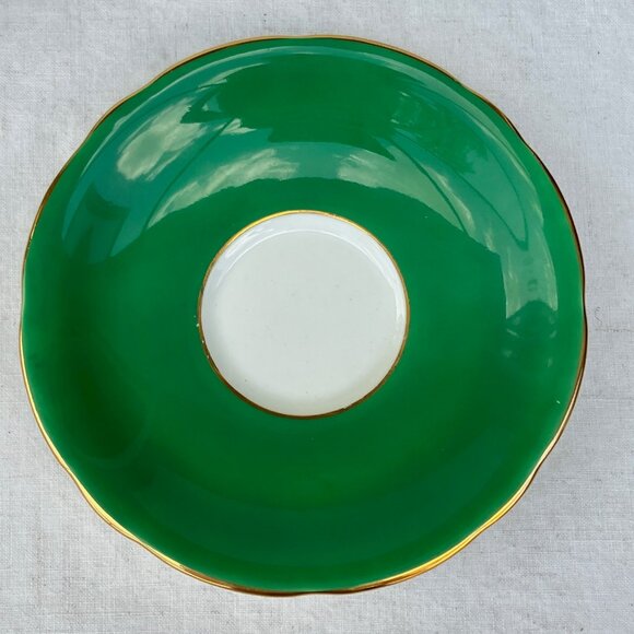 Aynsley Doris Jones Emerald Green Clipper Ship Footed Teacup and Saucer - Picture 6 of 15